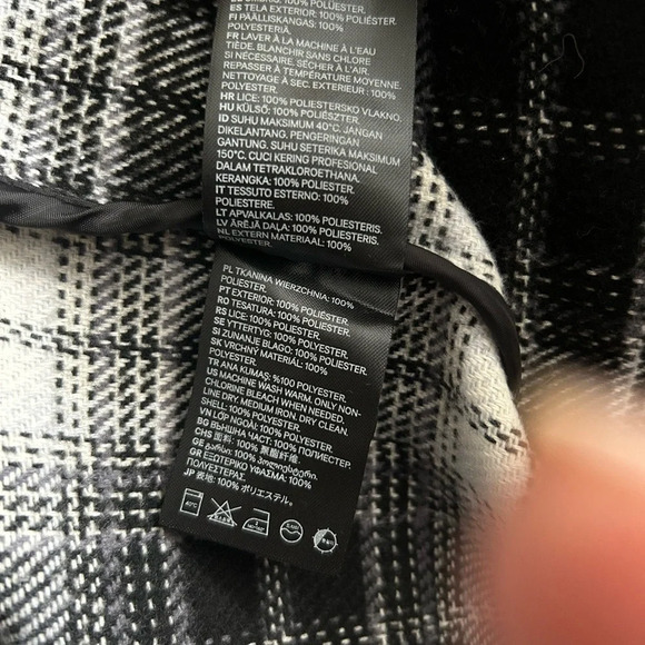 H&M Black And White Plaid Long Button Down Jacket/ Shacket Women’s Size XS - Picture 11 of 14